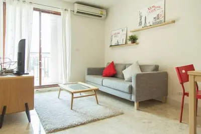 Image de Chic & Cosy, Bts Pleonchit, Piscine gratuite sur le toit
