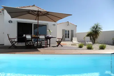 Image de Villa Contemporaine Avec Piscine Chauffee Individuelle, Wifi