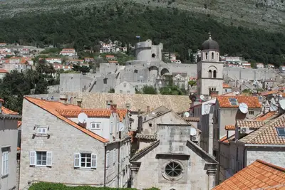 Image de Appartement de 2 chambres récemment rénové avec vue imprenable. À l'intérieur de la vieille ville.