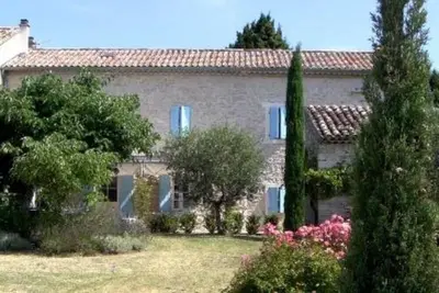 Image de Mas avec grand jardin en Drôme provençale