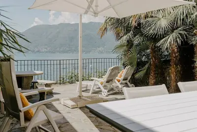 Image de Italian Lakes lakeside apartment