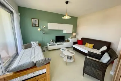 Image de Quiberon - Studio rénové avec balcon et parking - Animaux acceptés
