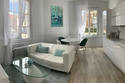 Image de Appartement rénové Relais Vacances à la Mer avec wifi  à 2 pas de la plage
