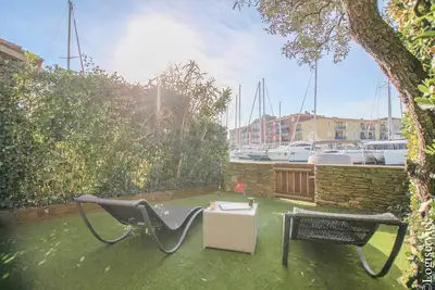 Image de Très belle maison 2 chambres rénovée avec amarrage