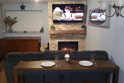 Image de Au coeur de la place du prospecteur! Cozy Condo 1 chambre. Allons skier