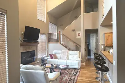 Image de Beautiful 3 Bedroom Condo Walk To River Run Remontées mécaniques Ou Downtown Ketchum