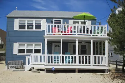 Image de Réservez maintenant pour l'été 2020, à pied de la plage, de la baie, des boutiques et des restaurants
