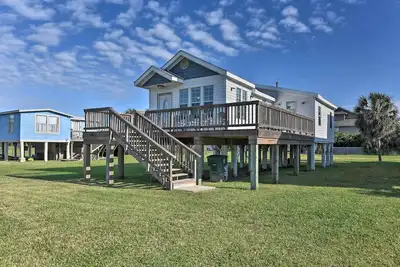 Image de Nouveau! Galveston Cottage haut de gamme avec terrasse enveloppante!