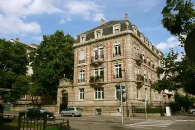 Image de Quartier impérial, à l'ombre de la cathédrale