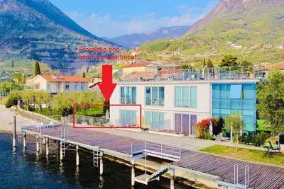 Image de Appartement avec 1 chambre avec Lakefront vue sur le jardin et panoramique