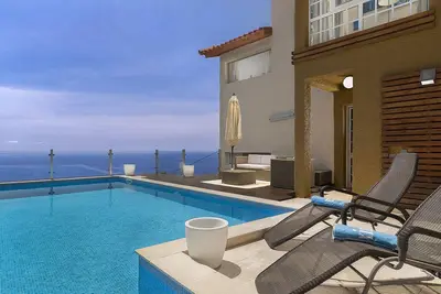 Image de Villa Camacho Iii - Maison en front de mer