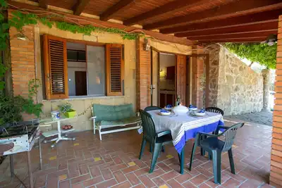 Image de Villa Parmi Les Oliviers: • Wi-Fi • jardin privé • véranda • beau panorama