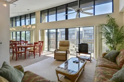 Image de ACTIVITÉS Quotidiennes Gratuites! ! ! Condo 2 Br / 2 Ba joliment mis à jour dans le quartier calme de la ville de North Ocean