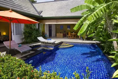 Image de Villa romantique Topaz - Prix RÉDUITS jusqu'au décembre - avec piscine, jacuzzi et transfert gratuit