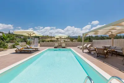Image de Villa Anesis, distance de marche de la plage, vacances sans voiture!