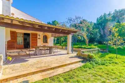 Image de Can Capulla 8 - Chalet with private garden in Ses Covetes. Free WiFi.