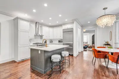 Image de Luxe Cherry Creek Home! 1 bloc de Wash Park, à quelques minutes du centre-ville