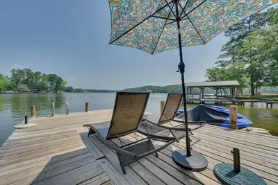 Image de Nouveau! Accueil du secteur riverain du lac Sinclair avec foyer + quai