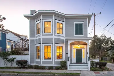 Image de Restez avec Lucky Savannah: Charmante maison avec parking privé, près de Forsyth!