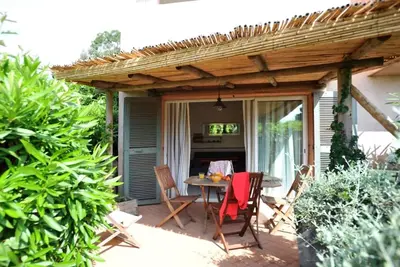 Charmant appartement en rez-de-jardin