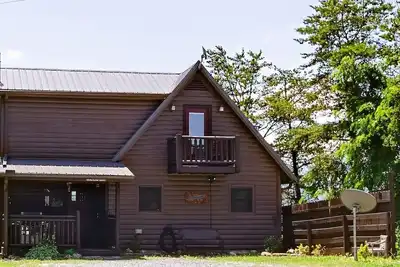 Image de Reserve maintenant! Parfait pour une lune de miel! ENTIÈREMENT rénové pour vous! 10 mn de PigeonForge