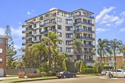 Image de Cadran solaire 602, 8-10 Hollingworth Street,