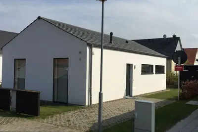 Image de Maison de vacances moderne sur environ 300 m² de terrain directement dans le Wismarbucht / Mer Baltique
