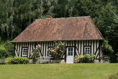 Image de Saint Julien de Mailloc - Le gite du Manoir - région Lisieux - Pays d auge -