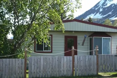 Image de Seward Beachside Bungalow - Chalet sur la baie