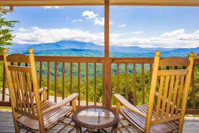 Image de Vue impressionnante: vues vraiment spectaculaires! S / Isolé, Top commodités, bain à remous, WiFi, près des attractions!