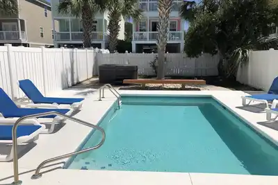 Image de Étapes pour aller à la plage! / Linge gratuit / piscine privée / spa