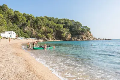 Image de 2crisa01- Jolie maison avec piscine privée et vue mer située près de la plage