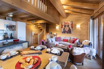 Image de Triplex 100m², full services 4*, 3 chbr, 2 sdb/d, 3 balcons Sud et 2 parkings