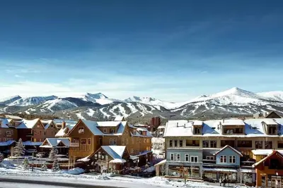 Image de Breckenridge | 3 chambres à coucher | Station de rue principale | Marcher vers les pistes