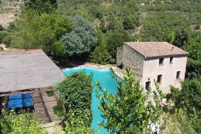 Image de Ancien moulin, jardin, terrasse avec table de ping-pong, barbecue piscine priveé