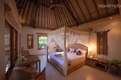 Image de Cottage balinais traditionnel en bord de mer