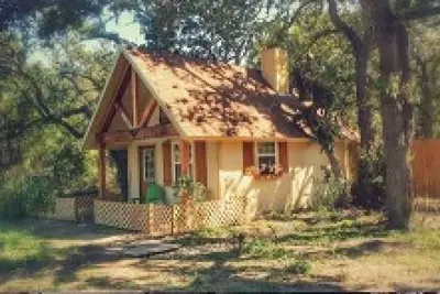 Image de Rumpelstilzchen Cottage, une escapade romantique dans le Texas Hill Country