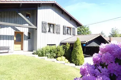 Image de Au calme, Gd Chalet labellisé 3 CléVacances pour 2 à 8 pers - Cheminée - Wifi -
