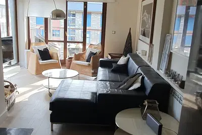 Image de Appartement lumineux, 3 chambres \/ 2 salles de bain Wifi, très bien décoré