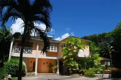 Image de Luxury Villa on Exclusive Sandy Lane Estate - World Class Beach Facilities