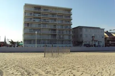 Image de Ocean Front Condo sur la promenade