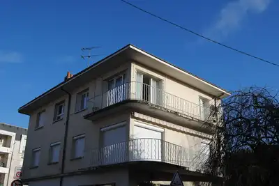 Image de \"L'Immeuble\", 4 pièces (88m²), spacieux, lumineux, Wifi Haut débit Adsl