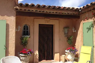Image de Magnolia's home, appartement F3 indépendant en rez de chaussée.
