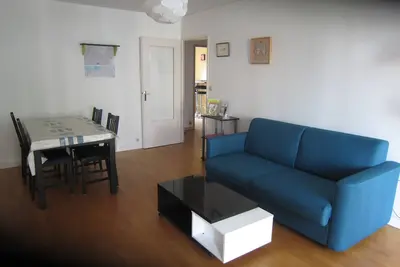 Image de Appartement à 800 mètres de la grande plage du sillon et 100 mètres de la gare
