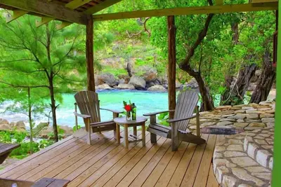 Image de Lever magiques Strawberry Fields Together! 2 Br Beach Cottage