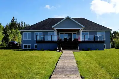Image de Nouvelle maison d'été sur la pittoresque rivière Montague, détendez-vous dans le confort