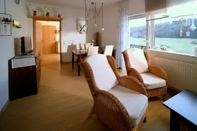 Image de Appartement 3 étoiles moderne avec une touche romantique, près de la plage et du lac