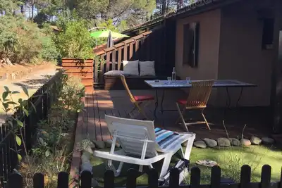 Image de Petite villa à 1. 5 km de Lacanau ocean cosy et déco située au calme de la pinède
