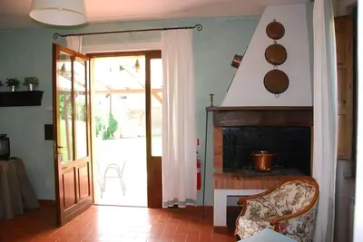 Image de Appartement dans une maison de vacances avec piscine, Wifi, patio, près de San Gimignano