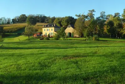 Image de Gîte 4 étoiles avec piscine privée chauffée et vaste panorama